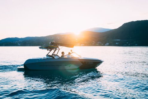 cropped-boat-1.jpeg